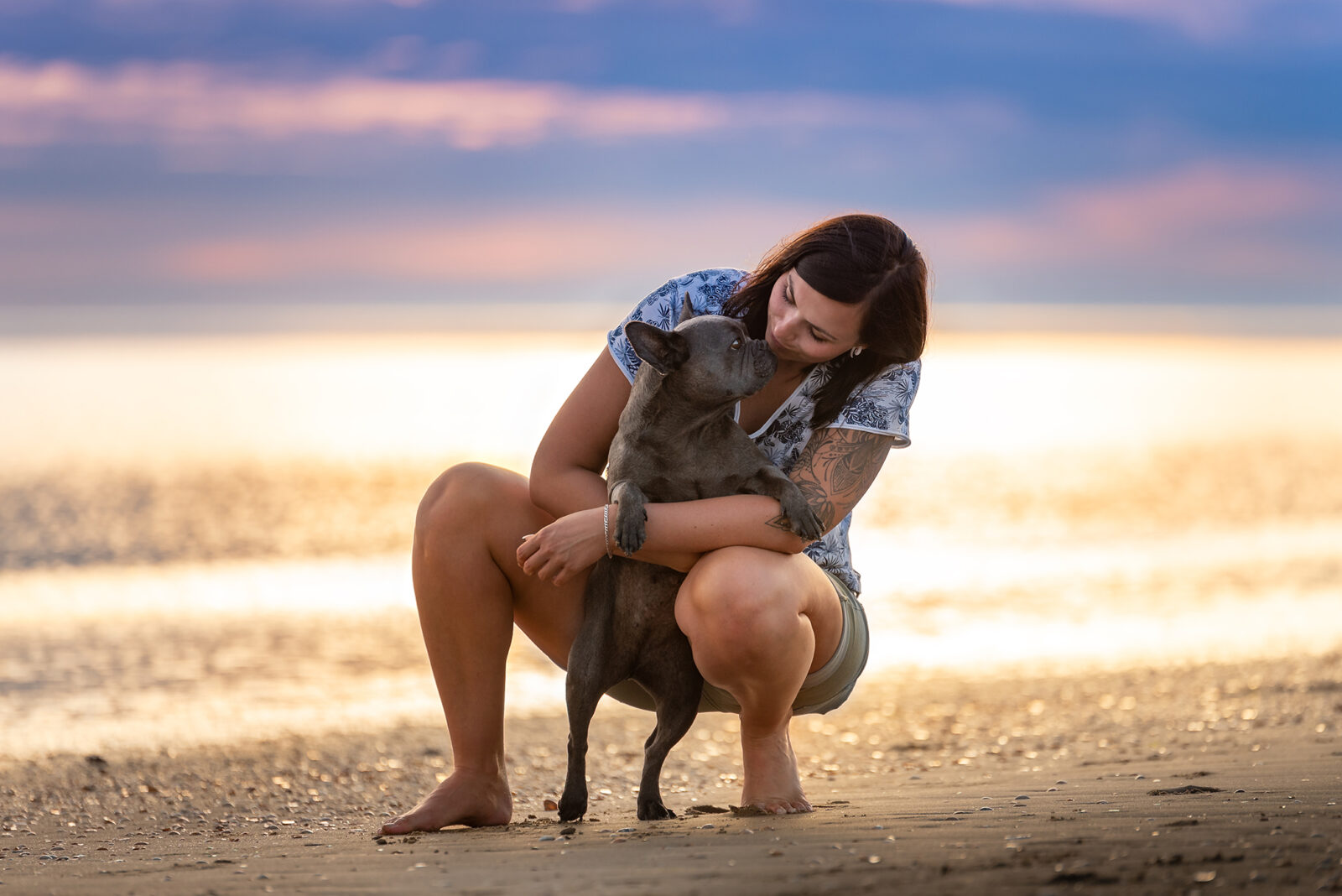 Mensch & Hund Aufnahme am Strand in Holland by Andrea Thiesen